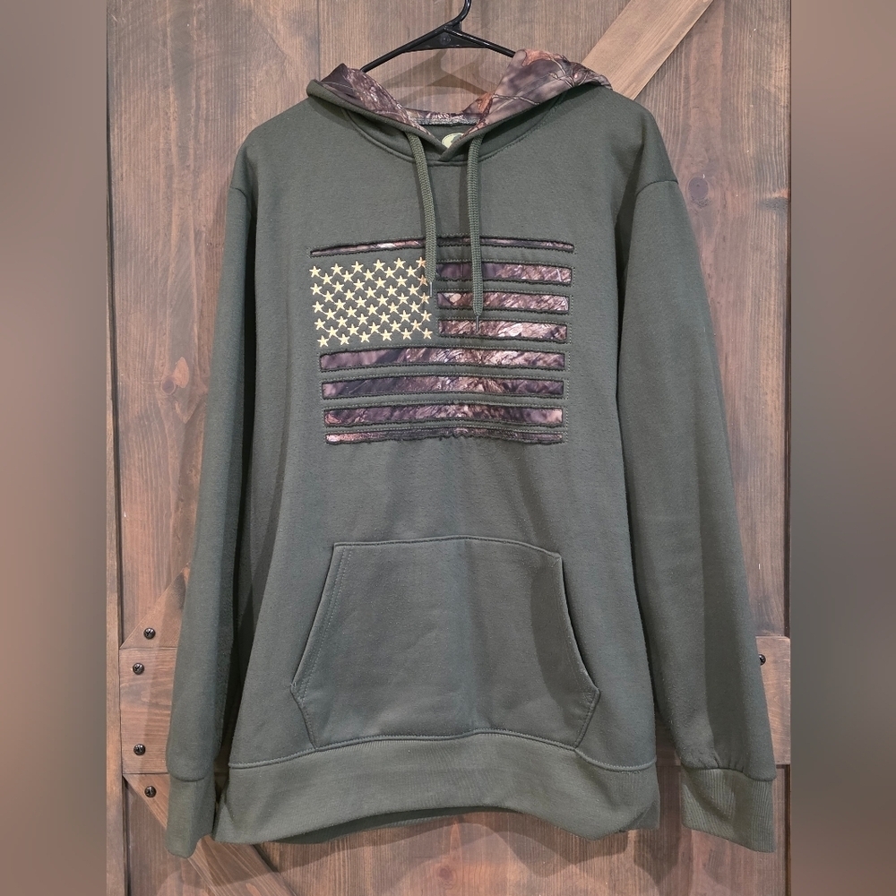 Mossy Oak Green Camouflage Flag Sweatshirt- Size XL